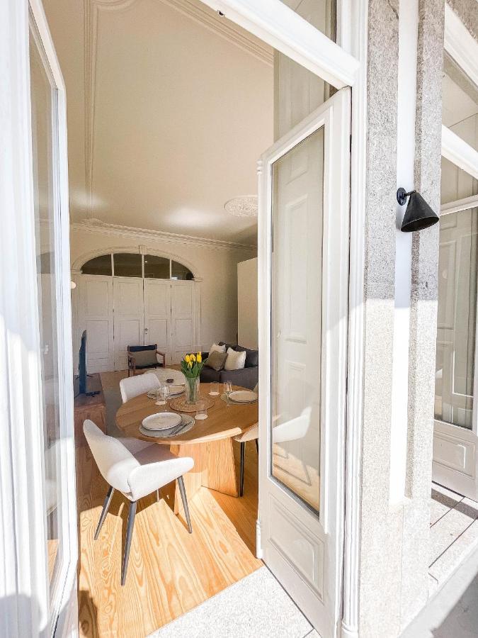 Modern Charming Loft With Balcony In Central ปอร์โต ภายนอก รูปภาพ